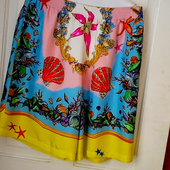 Mens Versace Short Set Shirt size 58/Shorts 52 - Picture 2 of 4